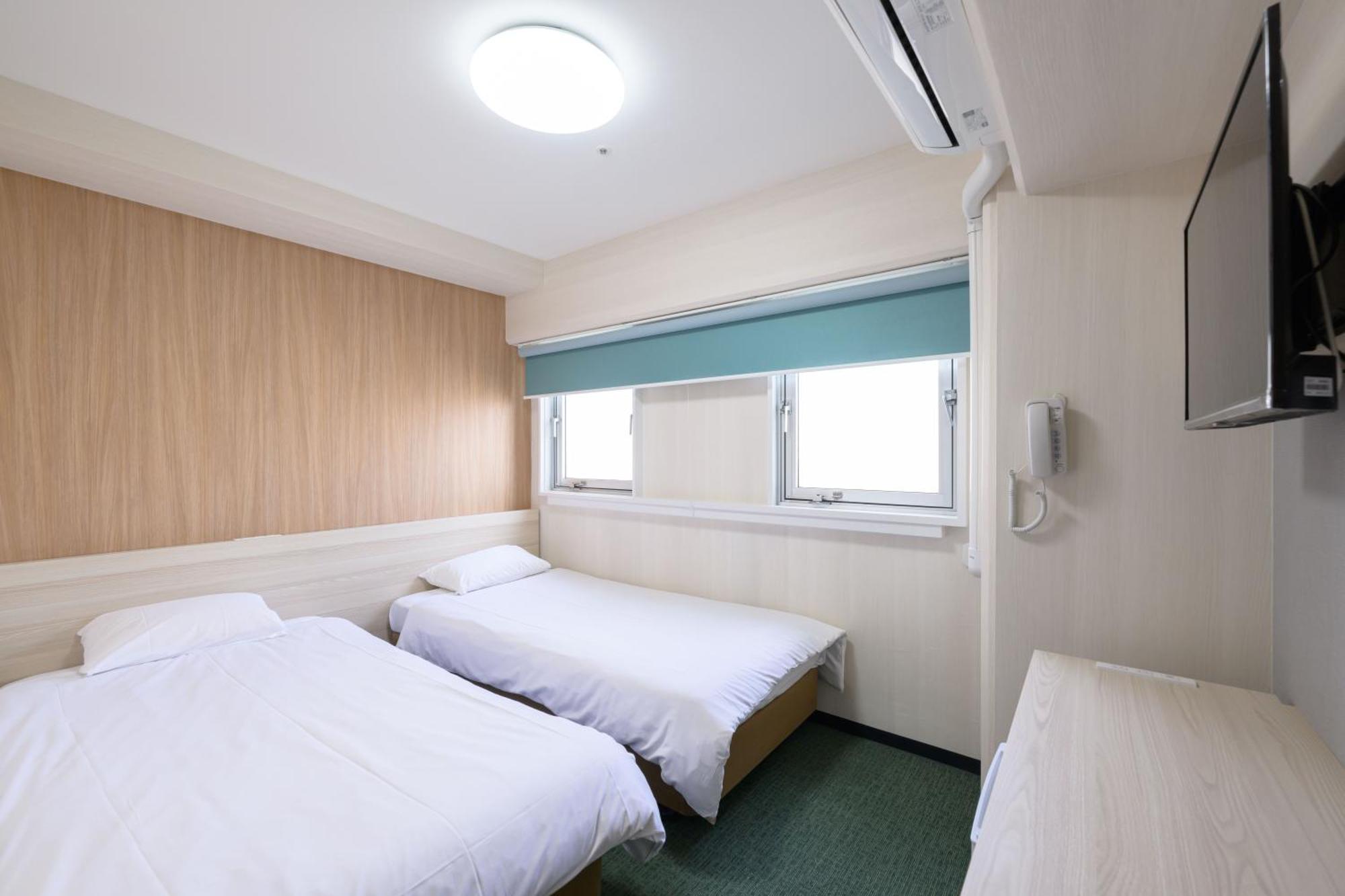 โรงแรมคันไซ โรงแรม โอซาก้า
